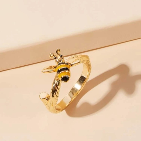 Bee ring - Picture 2 of 3